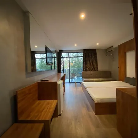 Sapphire 202 Sunny * Napospart